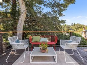 3887 Forest Hill, Oakland CA 94602