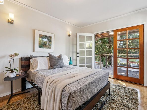 3887 Forest Hill, Oakland CA 94602