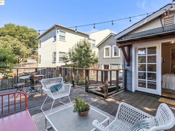 3887 Forest Hill, Oakland CA 94602