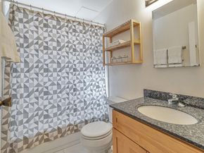 3877 Howe St 106, Oakland CA 94611