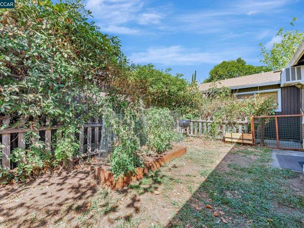 4794 Blum Rd, Martinez CA 94553