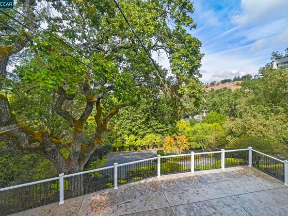 823 La Gonda Way, Danville CA 94526