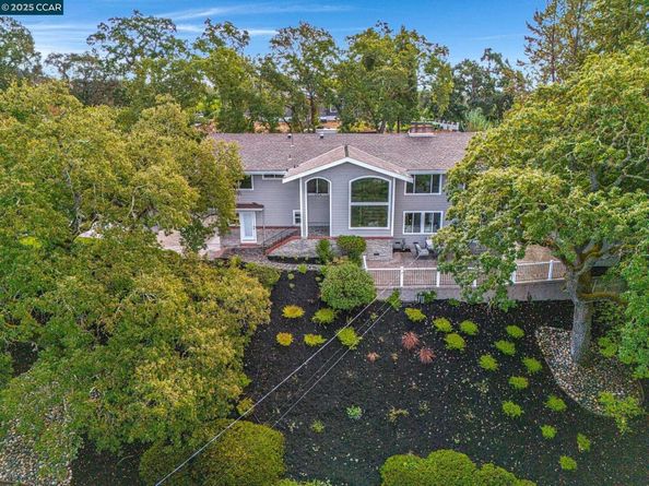 823 La Gonda Way, Danville CA 94526