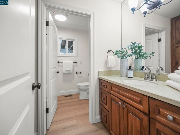823 La Gonda Way, Danville CA 94526