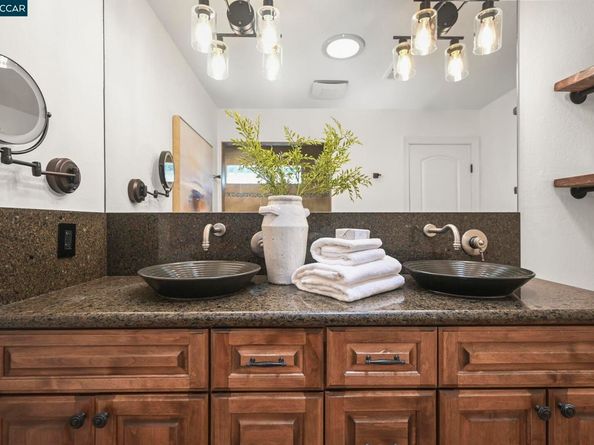 823 La Gonda Way, Danville CA 94526
