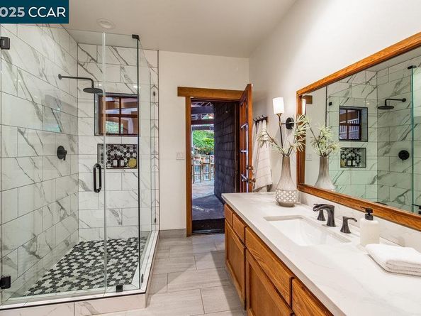 1 Scenic Lane, Lafayette CA 94549