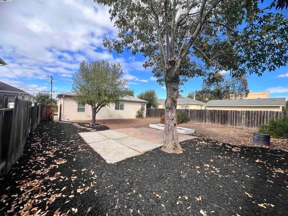 1727 2Nd St, Livermore CA 94550