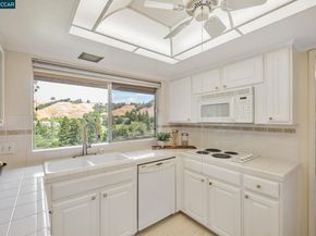 4021 Terra Granada Dr 1B, Walnut Creek CA 94595