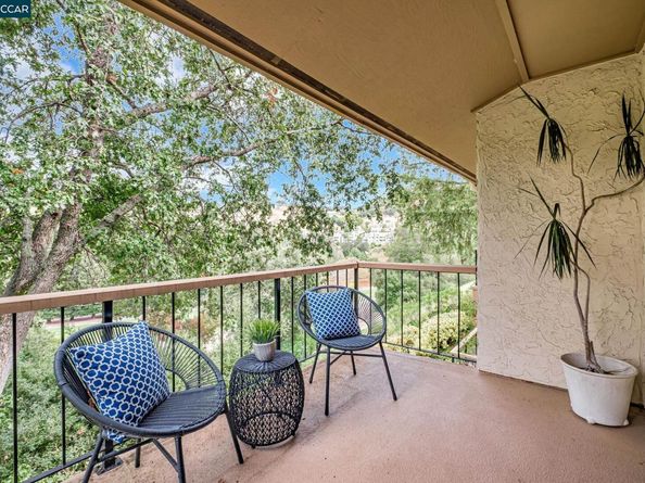 4021 Terra Granada Dr 1B, Walnut Creek CA 94595