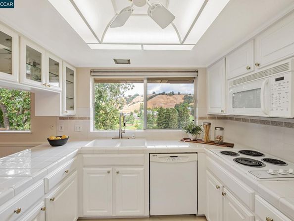 4021 Terra Granada Dr 1B, Walnut Creek CA 94595