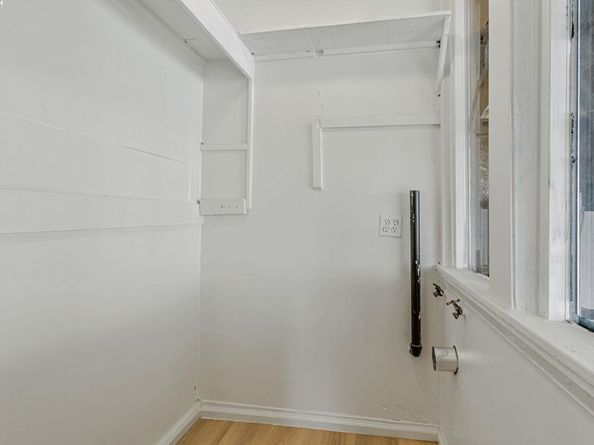 1273 98th Ave, Oakland CA 94603