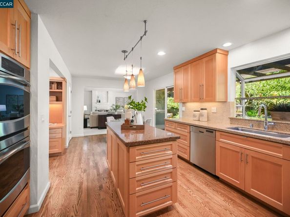 4450 Shellflower Ct, Concord CA 94518