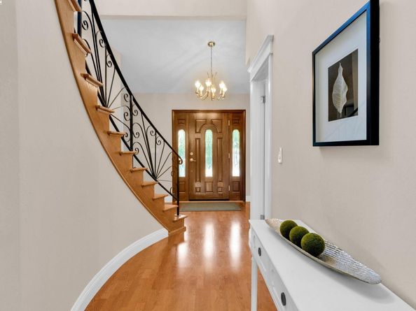 38 Barcelona Pl, Danville CA 94526