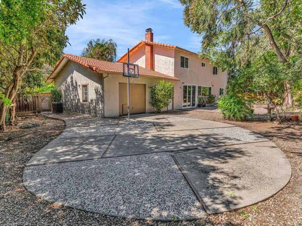 38 Barcelona Pl, Danville CA 94526
