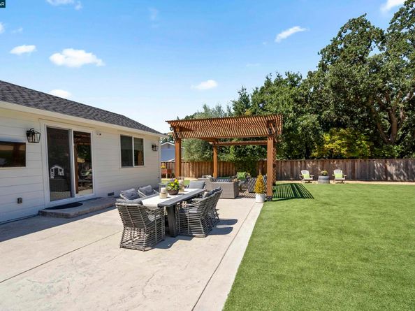 273 Valle Vista Dr, Danville CA 94526