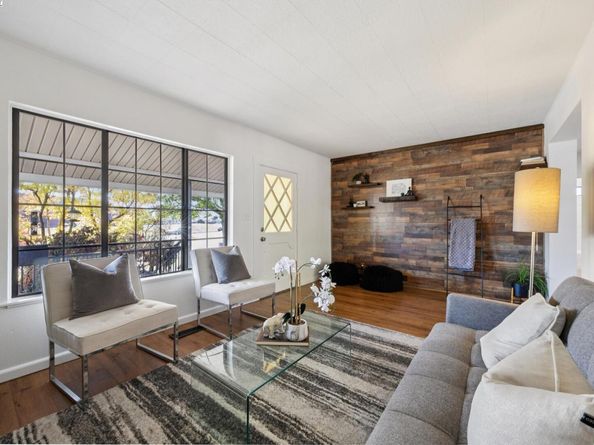 133 Mecartney Rd, Alameda CA 94502