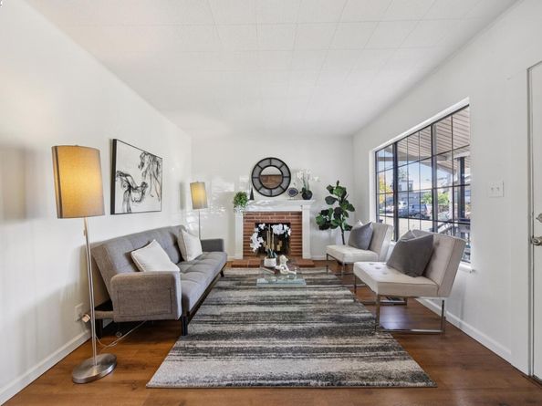 133 Mecartney Rd, Alameda CA 94502