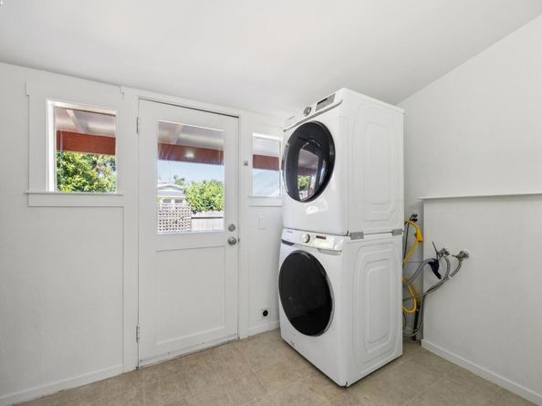 133 Mecartney Rd, Alameda CA 94502