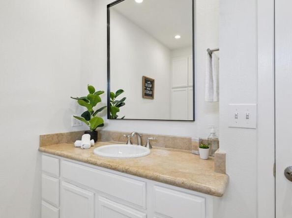 133 Mecartney Rd, Alameda CA 94502