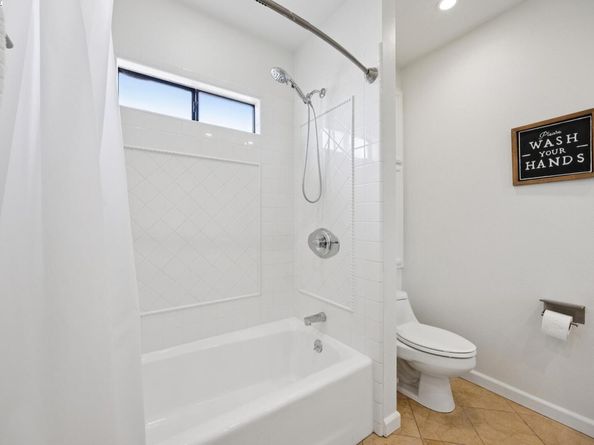 133 Mecartney Rd, Alameda CA 94502