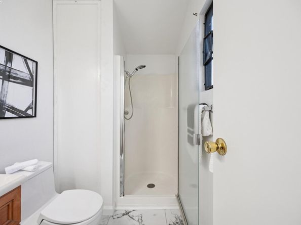 133 Mecartney Rd, Alameda CA 94502