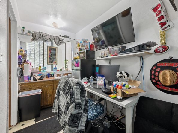 1018 Gilman Ave, San Francisco CA 94124