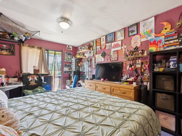 1018 Gilman Ave, San Francisco CA 94124