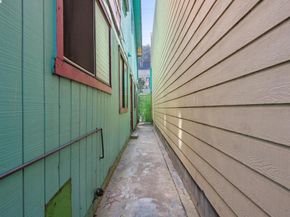 1018 Gilman Ave, San Francisco CA 94124