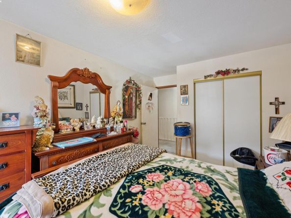 1018 Gilman Ave, San Francisco CA 94124