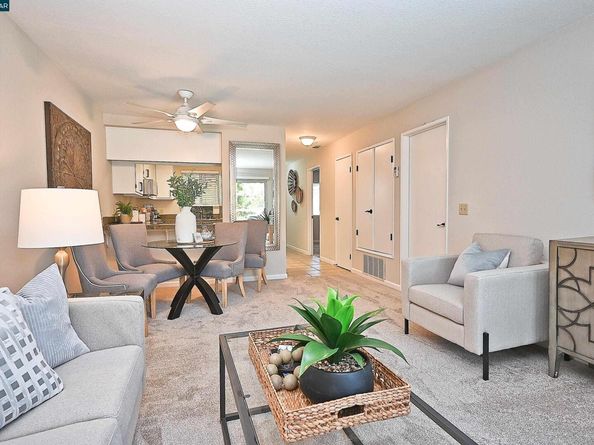 1324 Chateau Cmn 206, Livermore CA 94550