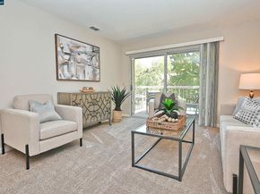 1324 Chateau Cmn 206, Livermore CA 94550