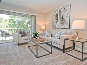 1324 Chateau Cmn 206, Livermore CA 94550
