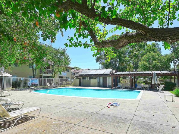 1324 Chateau Cmn 206, Livermore CA 94550