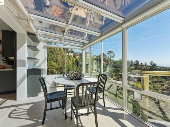 5958 Colton Blvd., Oakland CA 94611