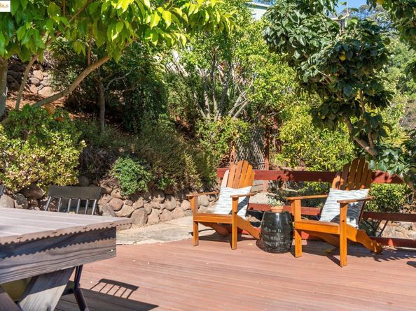 5958 Colton Blvd., Oakland CA 94611