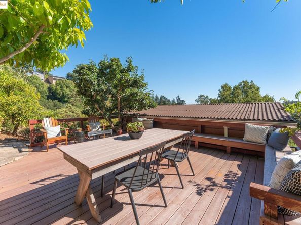 5958 Colton Blvd., Oakland CA 94611