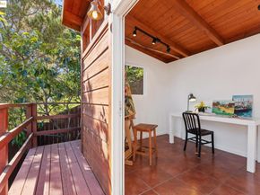 5958 Colton Blvd., Oakland CA 94611