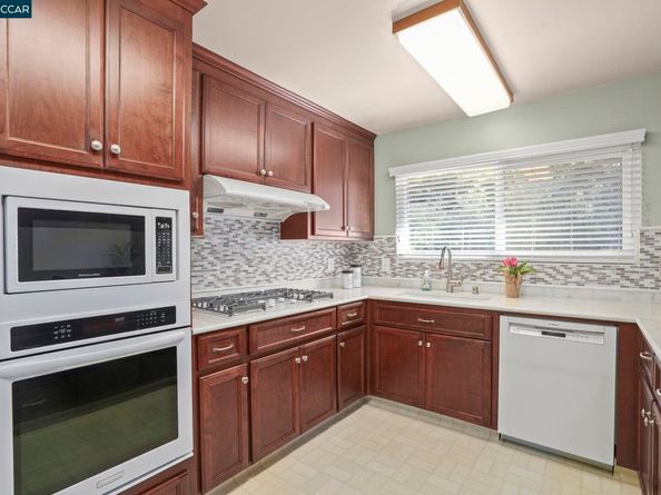 6401 Tri Ln, El Sobrante CA 94803