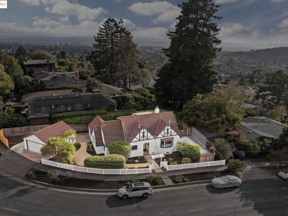 716 Coventry Rd, Kensington CA 94707