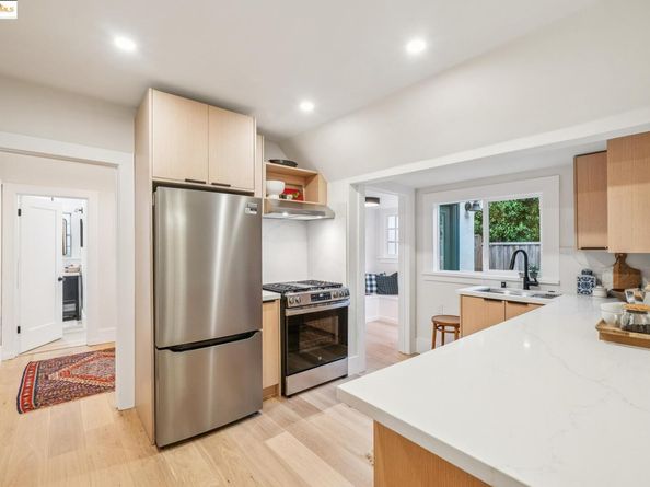 716 Coventry Rd, Kensington CA 94707