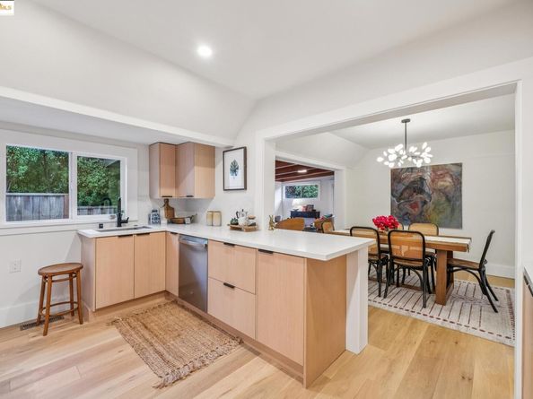 716 Coventry Rd, Kensington CA 94707