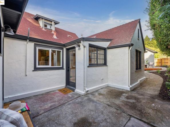 716 Coventry Rd, Kensington CA 94707