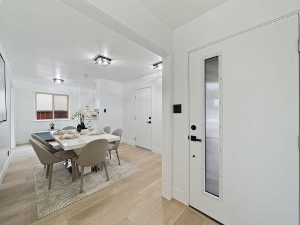 19267 Gliddon St, Castro Valley CA 94546