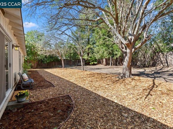 1167 Kaski Ln, Concord CA 94518