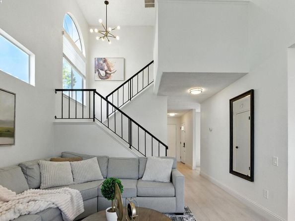 316 N Wildwood, Hercules CA 94547