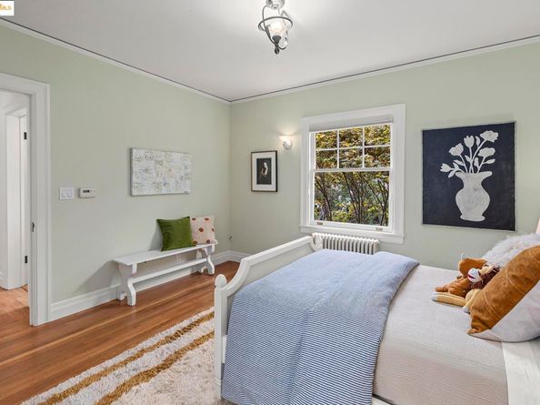 1923 Thousand Oaks Blvd, Berkeley CA 94707