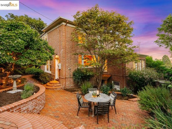 1923 Thousand Oaks Blvd, Berkeley CA 94707