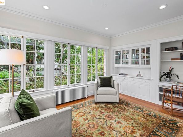 1923 Thousand Oaks Blvd, Berkeley CA 94707