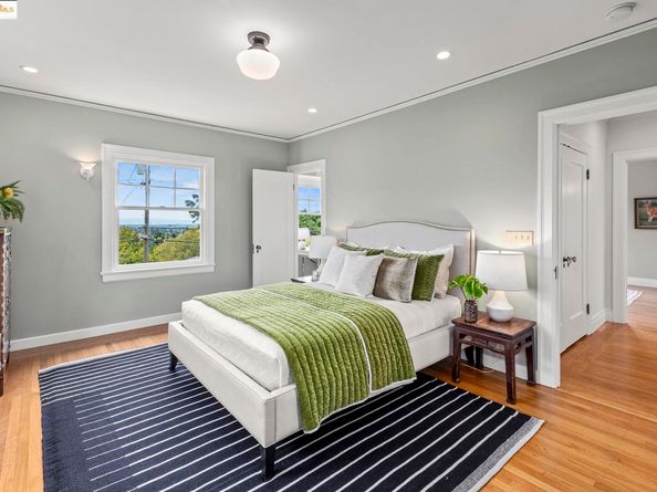 1923 Thousand Oaks Blvd, Berkeley CA 94707