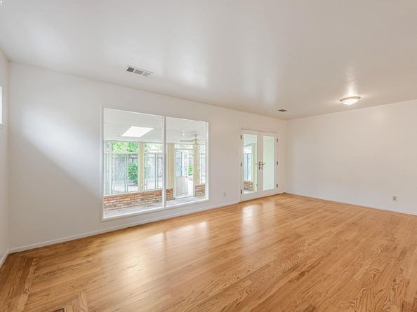 1315 Mersey Ave, San Leandro CA 94579